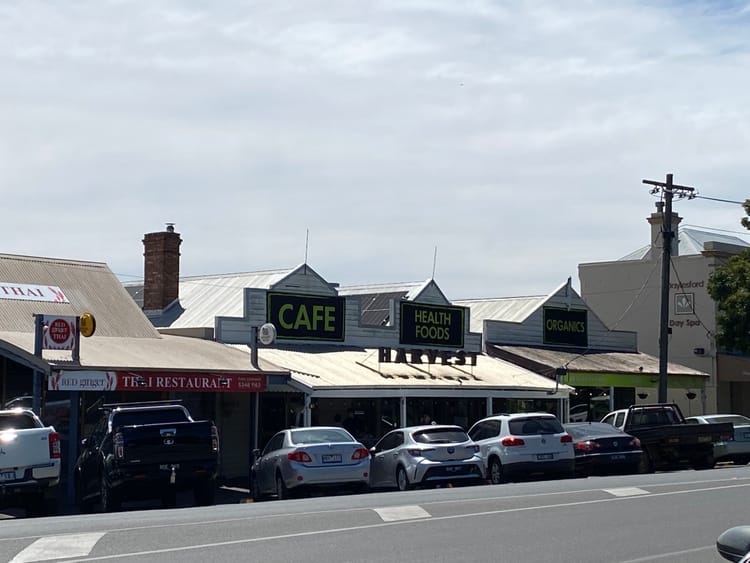 Day Trip to Daylesford - Final Part Daylesford Town Center, Paradise Bookshop and Harvest Cafe